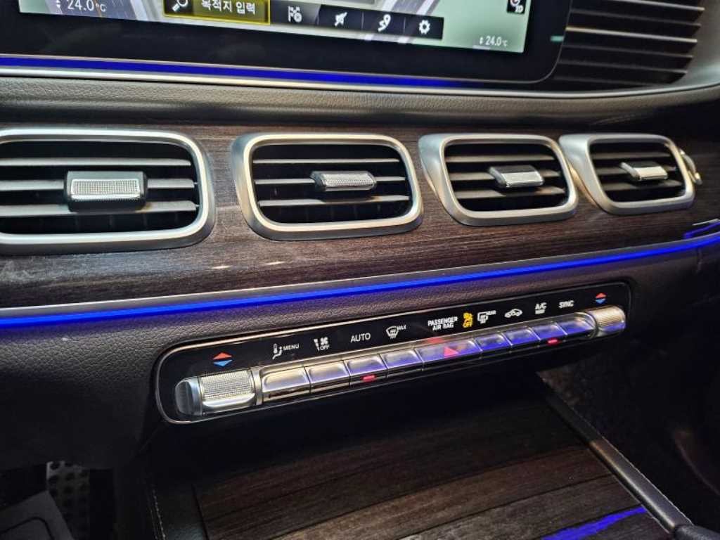 벤츠 GLE 클래스 GLE 클래스 W167 GLE 400d 4MATIC 쿠페 이미지 12