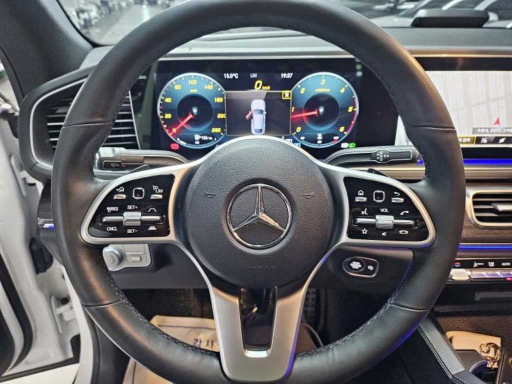 벤츠 GLE 클래스 GLE 클래스 W167 GLE 400d 4MATIC 쿠페 이미지 8