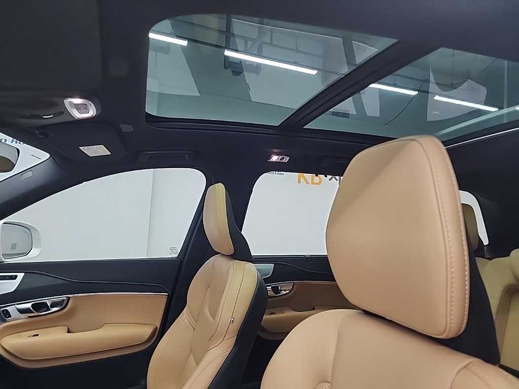 볼보 XC90 XC90 2세대 2.0 T8 AWD 얼티메이트 브라이트 이미지 15