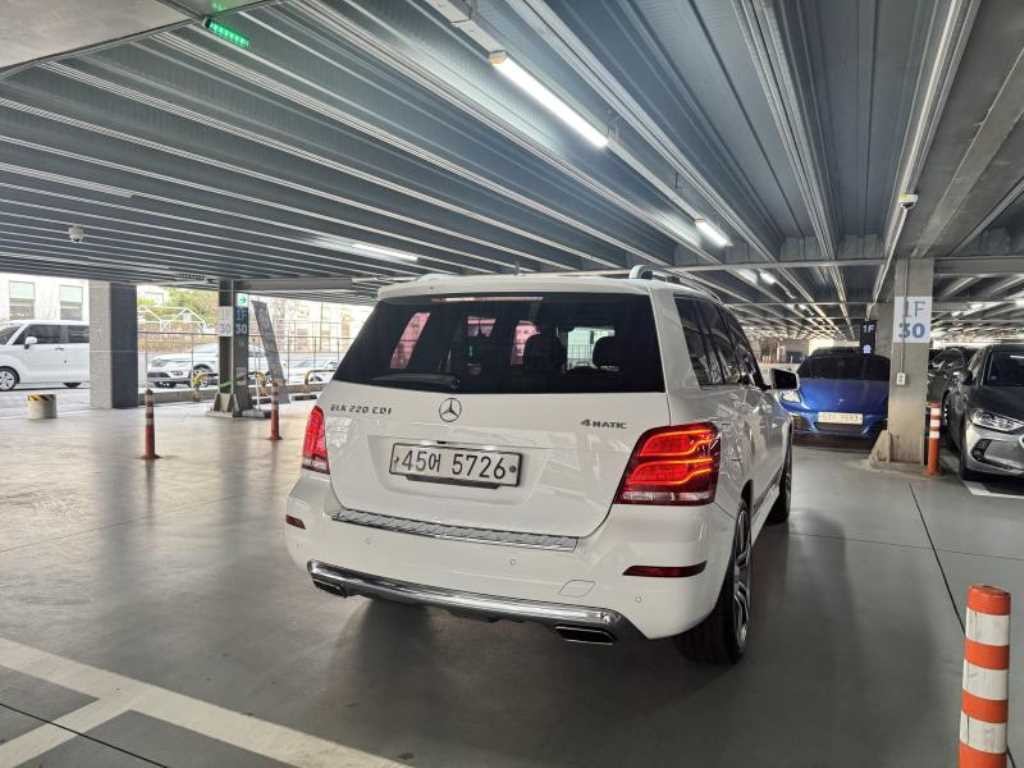 벤츠 GLK 클래스 GLK클래스 X204 GLK220 CDI 4Matic 이미지 3