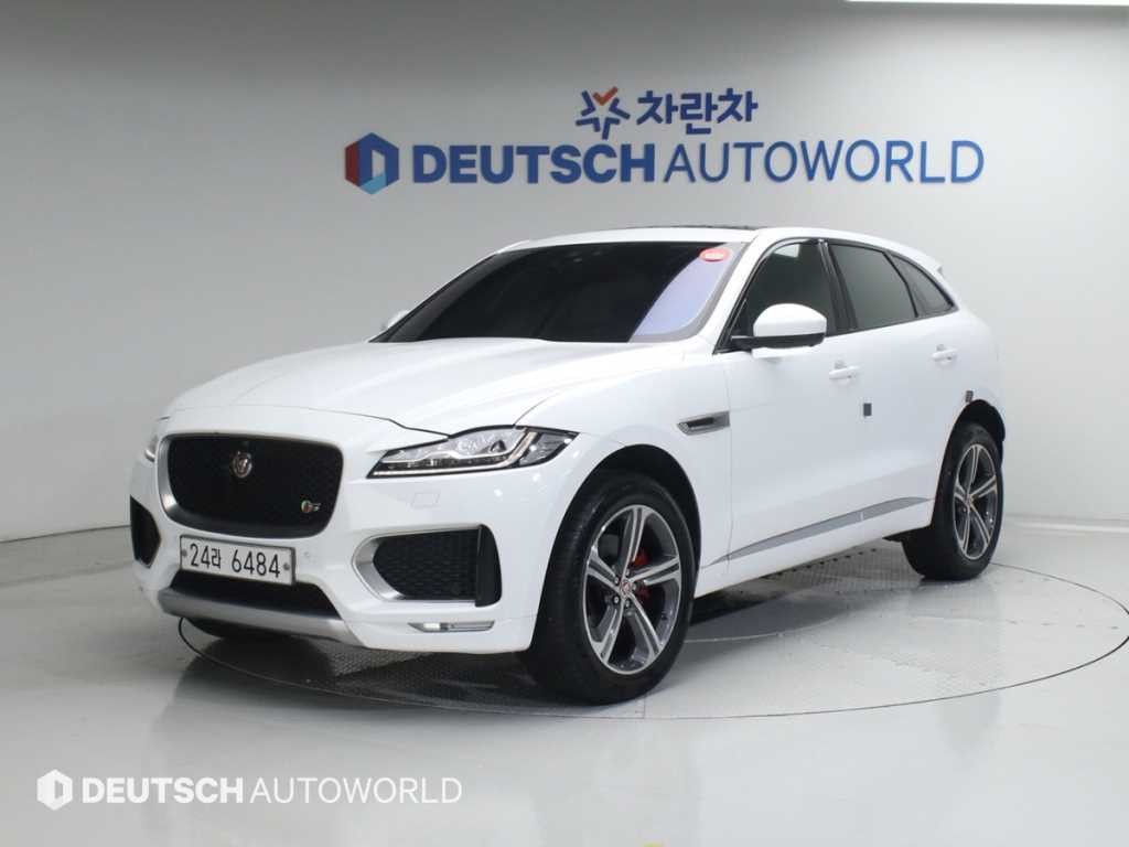 재규어 F-PACE 30d S 이미지 1