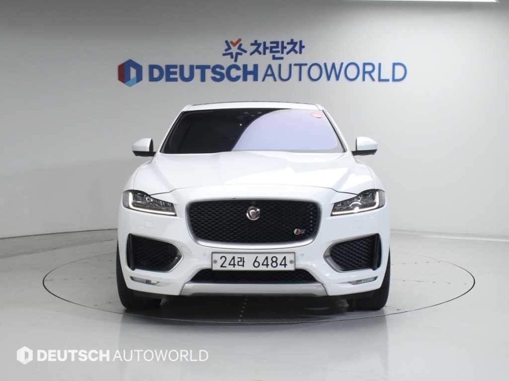 재규어 F-PACE 30d S 이미지 3