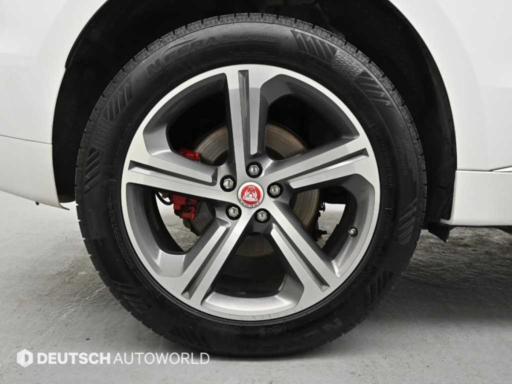 재규어 F-PACE 30d S 이미지 5