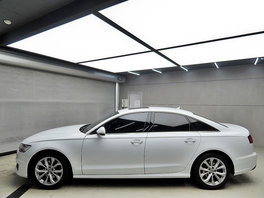 아우디 A6 뉴A6 35 TDI 콰트로 프리미엄 이미지 4