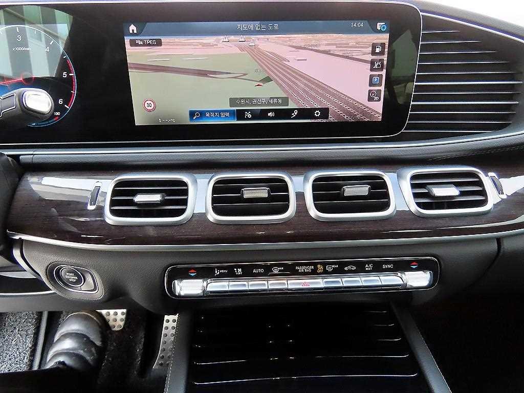 벤츠 GLE 클래스 GLE 클래스 W167 GLE 400d 4MATIC 쿠페 이미지 12