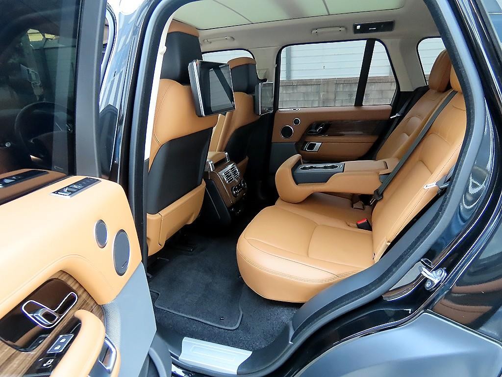 랜드로버 레인지로버 레인지로버 4세대 3.0 D350 VOGUE SE 디젤 이미지 6