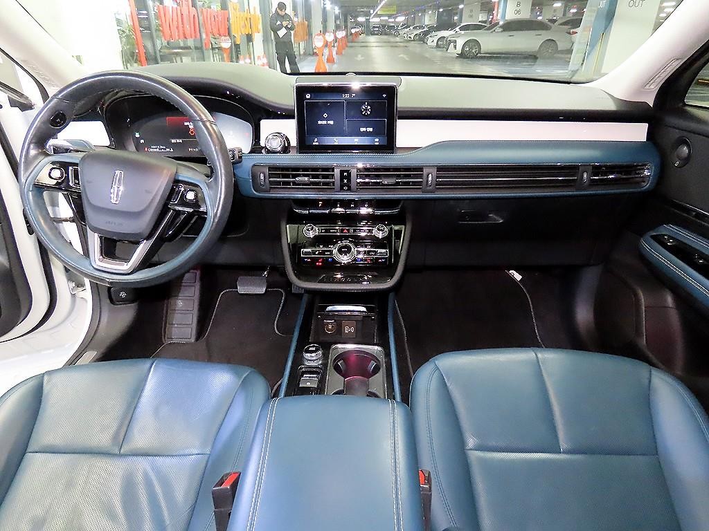 링컨 코세어 2.0 리저브 AWD 이미지 10