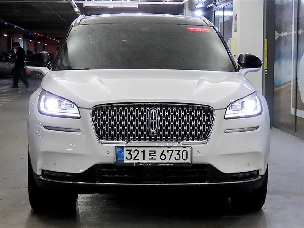 링컨 코세어 2.0 리저브 AWD 이미지 2