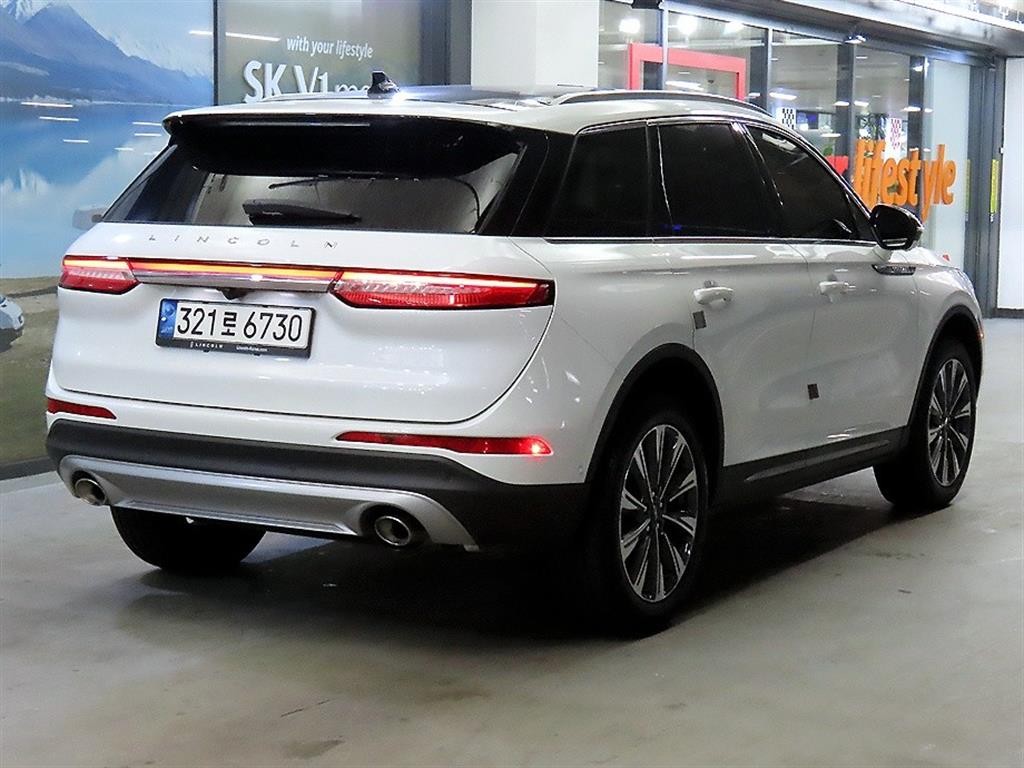 링컨 코세어 2.0 리저브 AWD 이미지 4