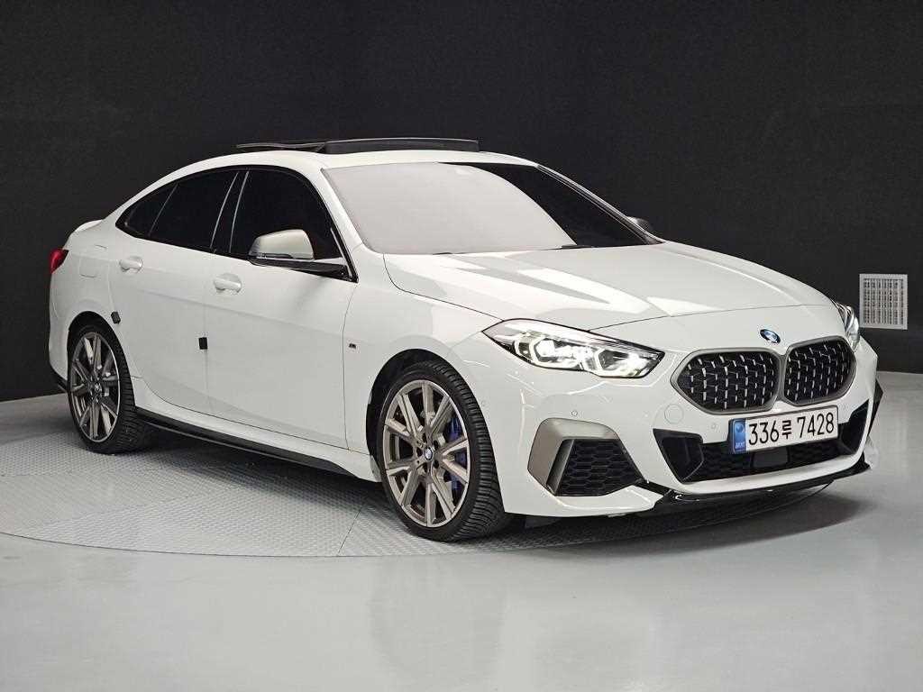 BMW 2시리즈 2시리즈 그란쿠페 (F44) M235i xDrive 이미지 3