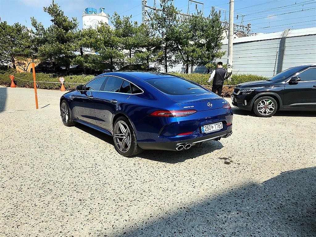 벤츠 AMG GT 4도어 43 4MATIC+ 이미지 3