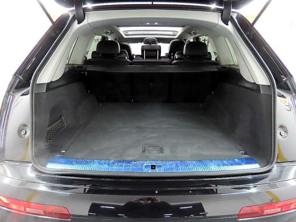 아우디 Q7 Q7 (4M) 45 TFSI 콰트로 이미지 18