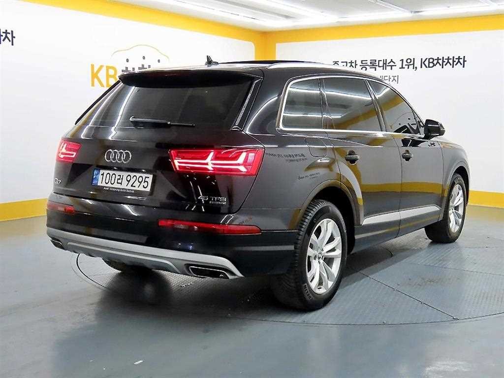 아우디 Q7 Q7 (4M) 45 TFSI 콰트로 이미지 4