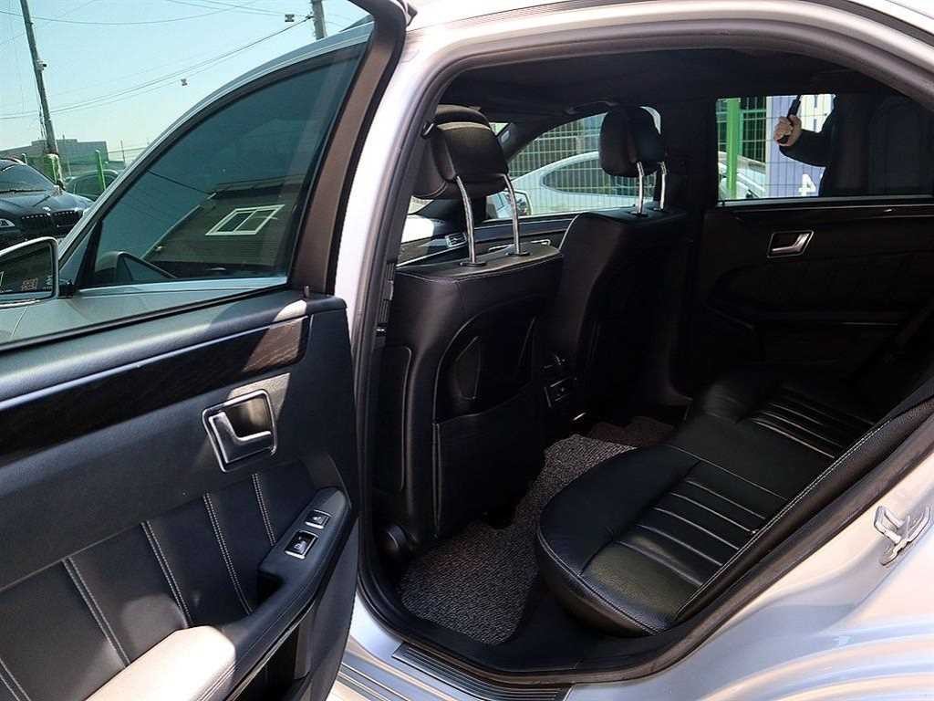 벤츠 E 클래스 E-클래스 W212 E350 블루텍 4MATIC 이미지 7