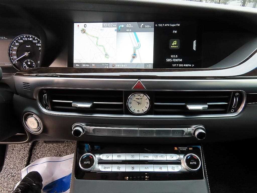 제네시스 G90 3.8 GDI AWD 프리미엄 럭셔리 이미지 13