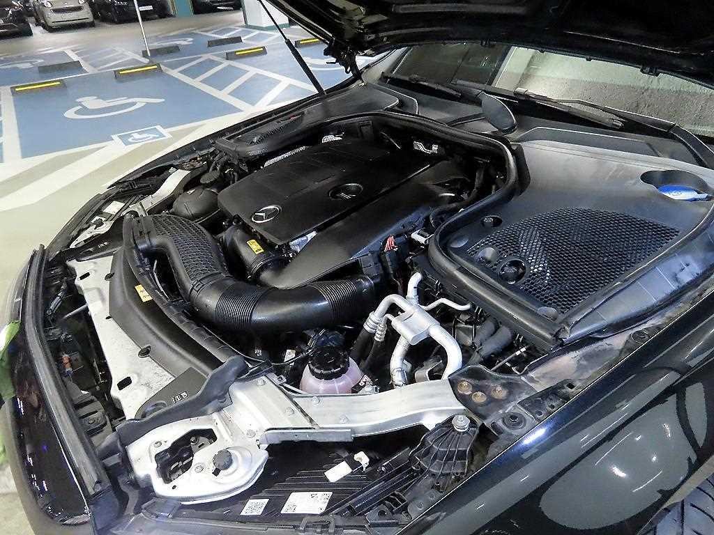 벤츠 E 클래스 E-클래스 W213 E350 4MATIC AMG LINE 이미지 19