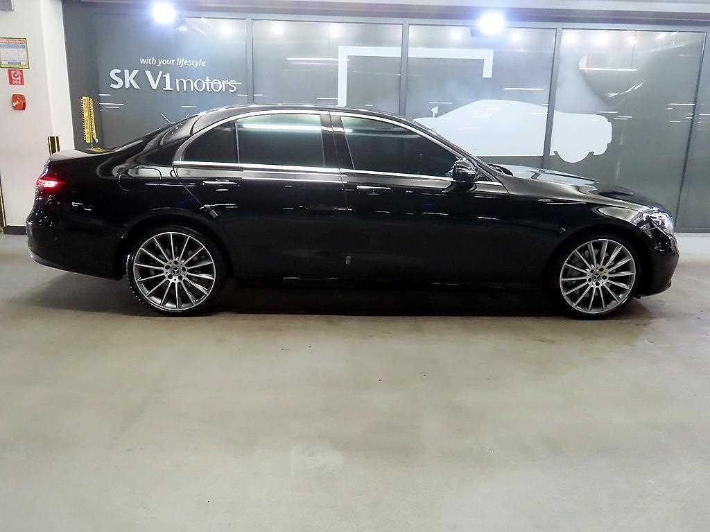 벤츠 E 클래스 E-클래스 W213 E350 4MATIC AMG LINE 이미지 3