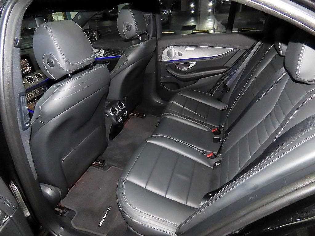 벤츠 E 클래스 E-클래스 W213 E350 4MATIC AMG LINE 이미지 7