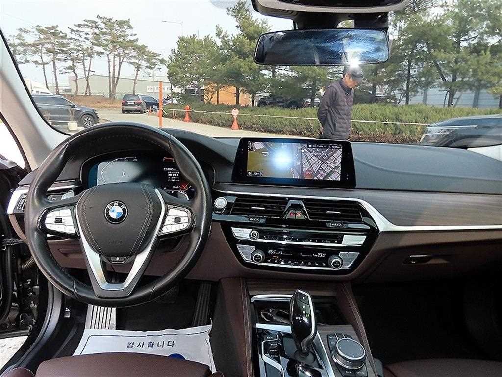 BMW 5시리즈 5시리즈 (G30) 530i 럭셔리 플러스 이미지 7