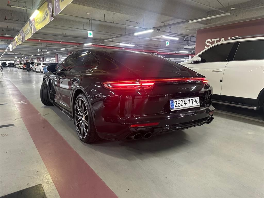 포르쉐 파나메라 파나메라(971) 4.0 GTS 이미지 2