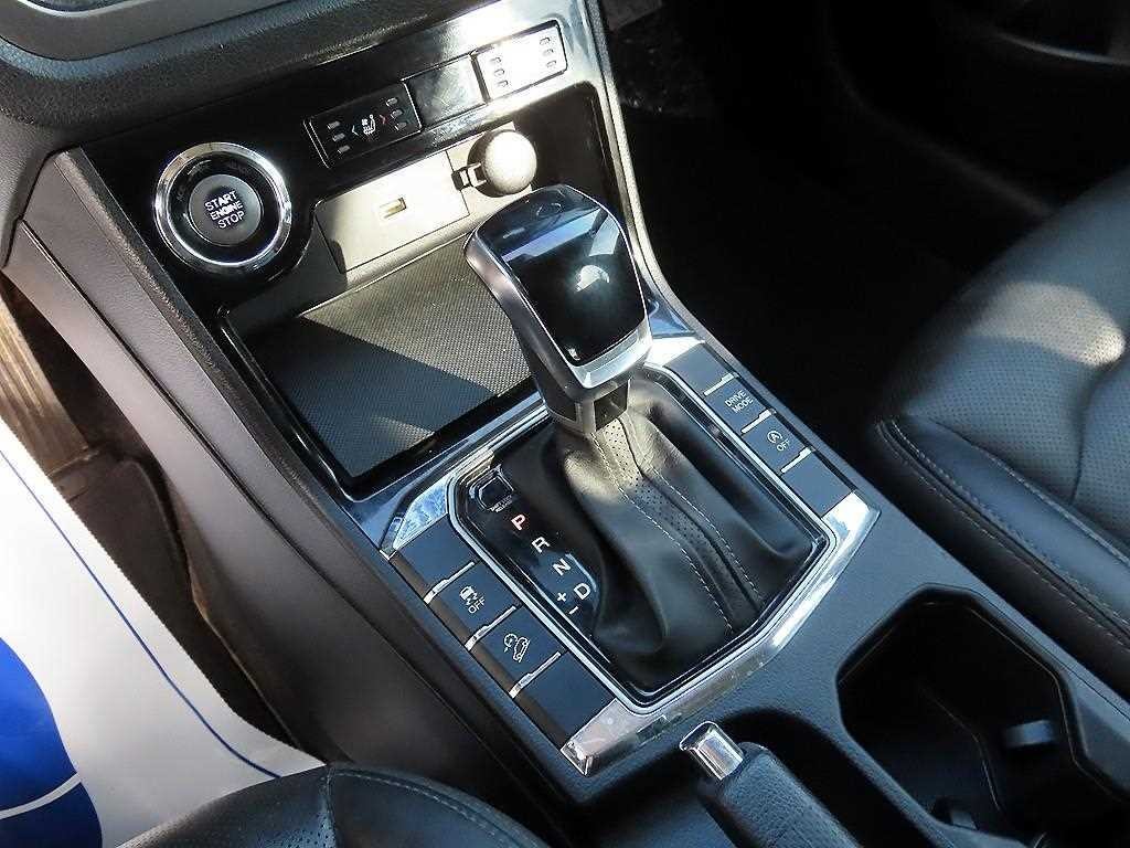 KG모빌리티(쌍용) 코란도 뷰티풀코란도 2WD 가솔린 1.5 C3 플러스 이미지 10