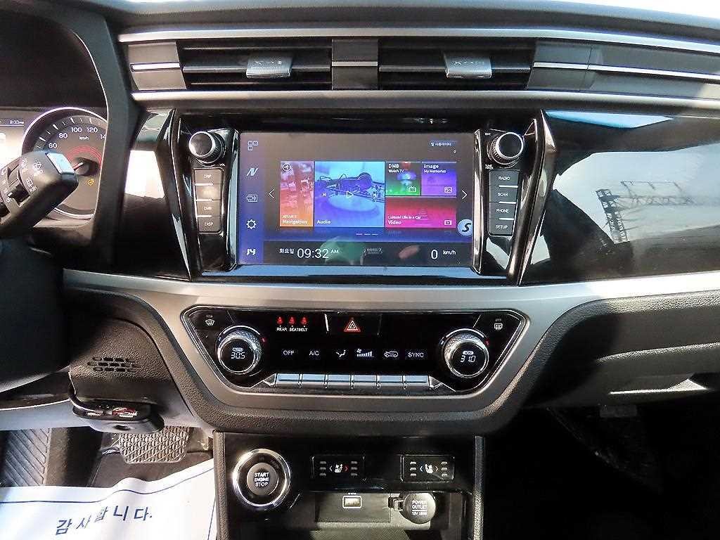 KG모빌리티(쌍용) 코란도 뷰티풀코란도 2WD 가솔린 1.5 C3 플러스 이미지 14