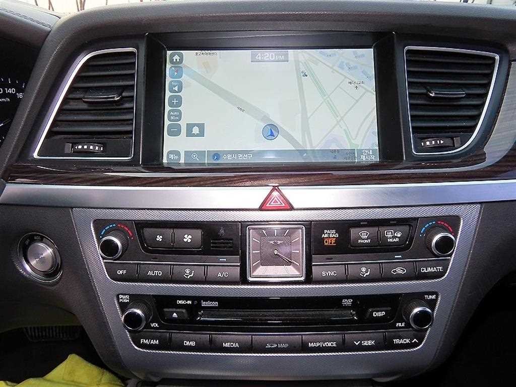 제네시스 G80 3.3 GDI AWD 프리미엄 럭셔리 이미지 14