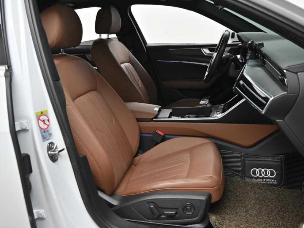 아우디 A6 A6 (C8) 40 TDI 콰트로 프리미엄 이미지 8