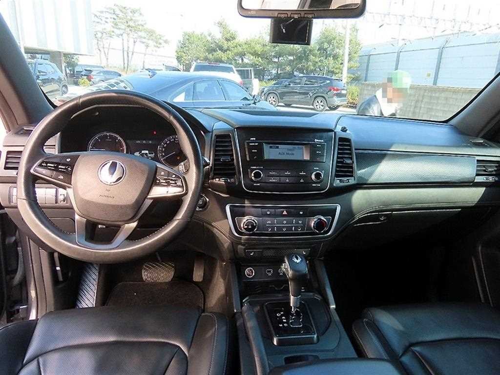 KG모빌리티(쌍용) 렉스턴 렉스턴 스포츠 2WD 디젤 2.2 프레스티지 스페셜 이미지 7