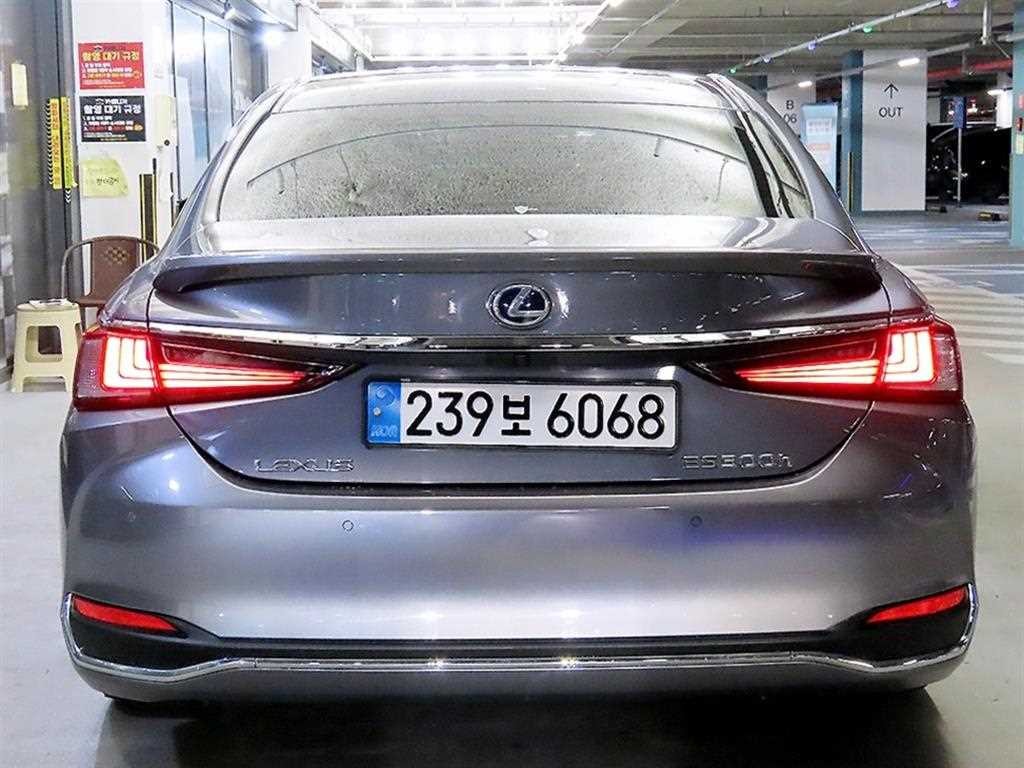 렉서스 ES ES300h 7세대 이그제큐티브 이미지 5