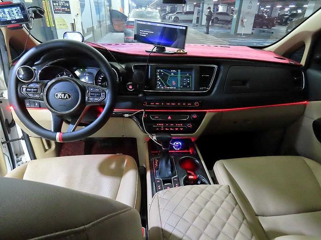 기아 카니발 더 뉴 카니발 디젤 9인승 프레스티지 이미지 10