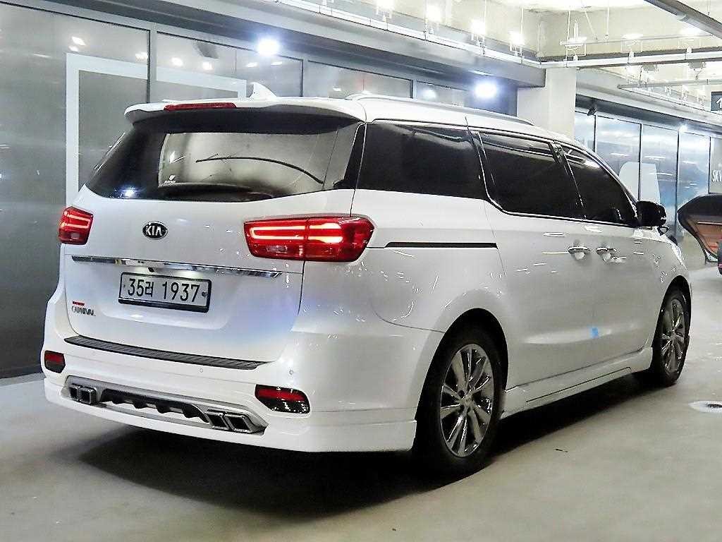 기아 카니발 더 뉴 카니발 디젤 9인승 프레스티지 이미지 4