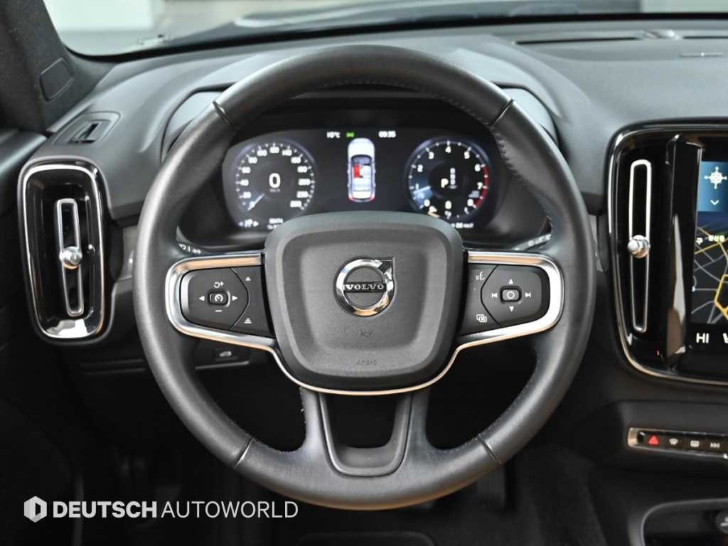 볼보 XC40 B4 AWD 인스크립션 이미지 13