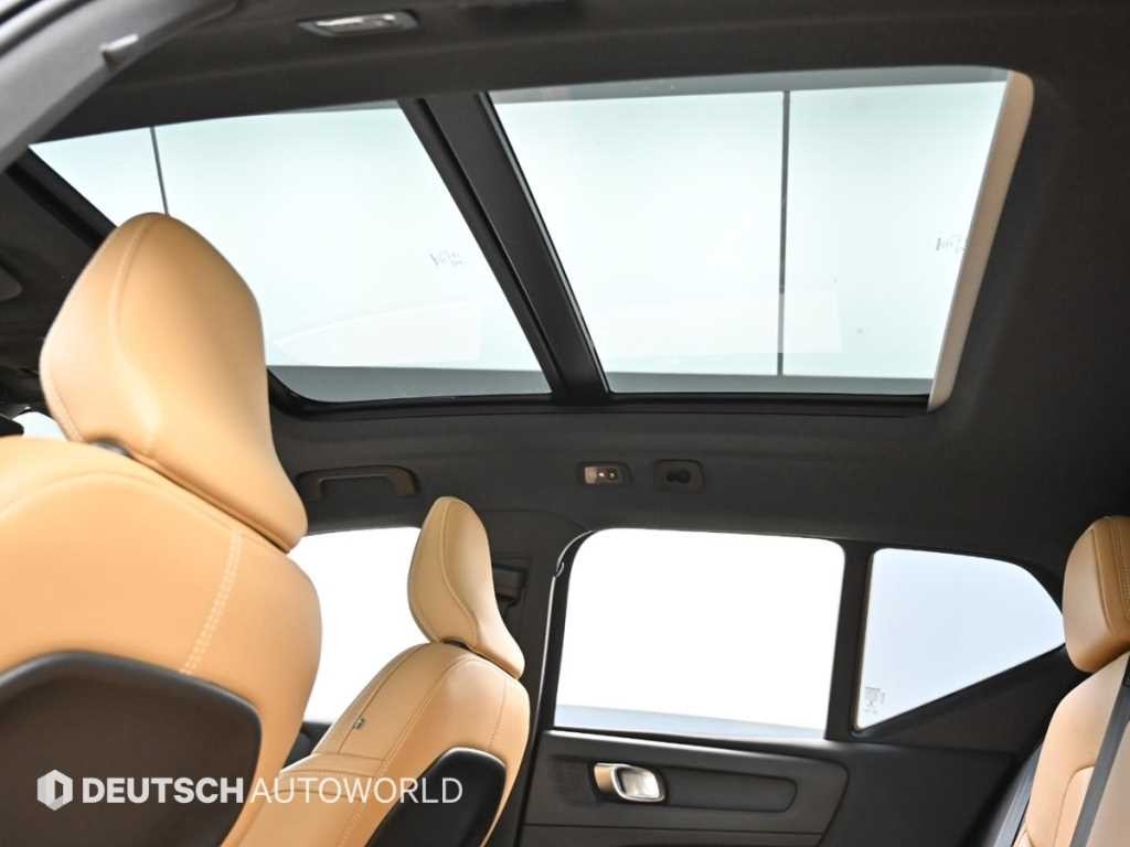 볼보 XC40 B4 AWD 인스크립션 이미지 18