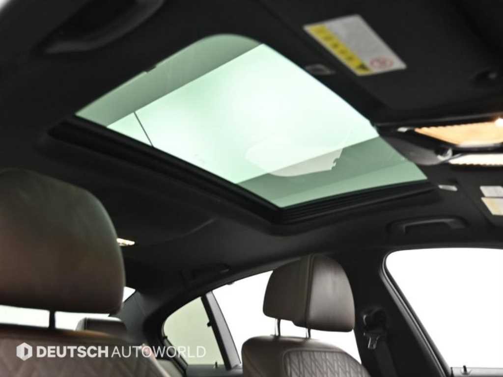 BMW 5시리즈 5시리즈 (G30) 520d xDrive M 스포츠 플러스 이미지 18