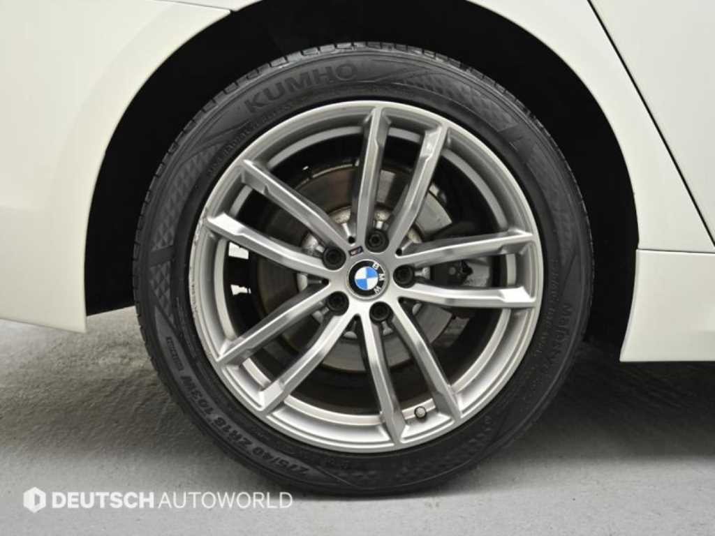 BMW 5시리즈 5시리즈 (G30) 520d xDrive M 스포츠 플러스 이미지 5