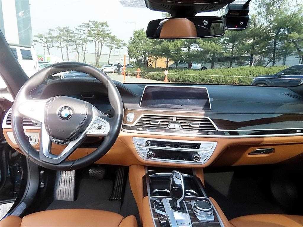 BMW 7시리즈 7시리즈 (G11) 740i 디자인 퓨어 엑설런스 이미지 7