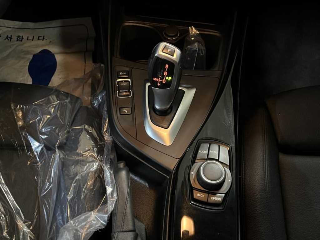 BMW 1시리즈 1시리즈 (F20) 118d 스포츠 이미지 9