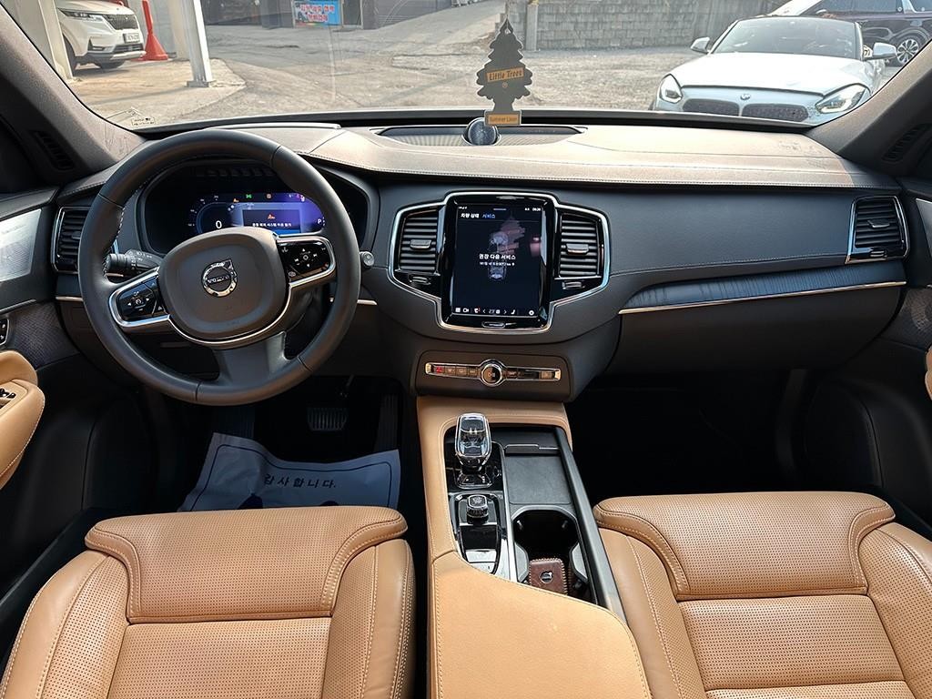 볼보 XC90 XC90 2세대 2.0 B6 AWD 얼티메이트 브라이트 이미지 9