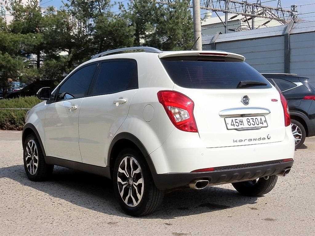 KG모빌리티(쌍용) 코란도 뉴코란도C 2WD 2.2 RX 고급형 이미지 3
