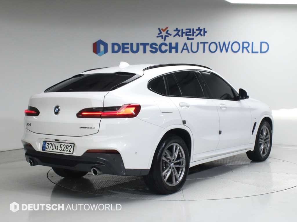 BMW X4 X4 (G02) xDrive 20d M 스포츠 기본형 이미지 2