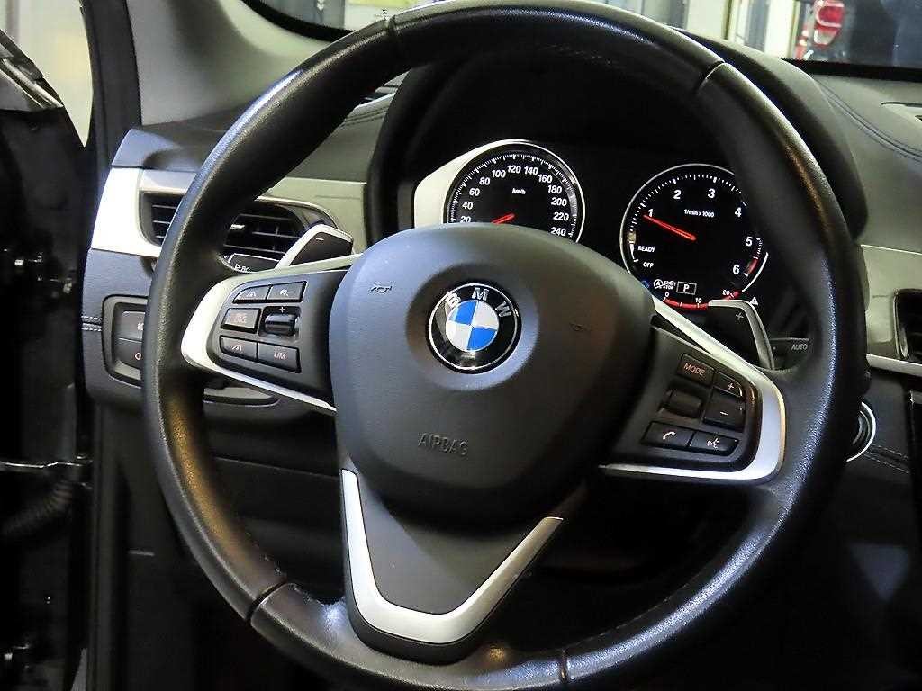 BMW X1 X1 (F48) xDrive 18d xLine 이미지 8