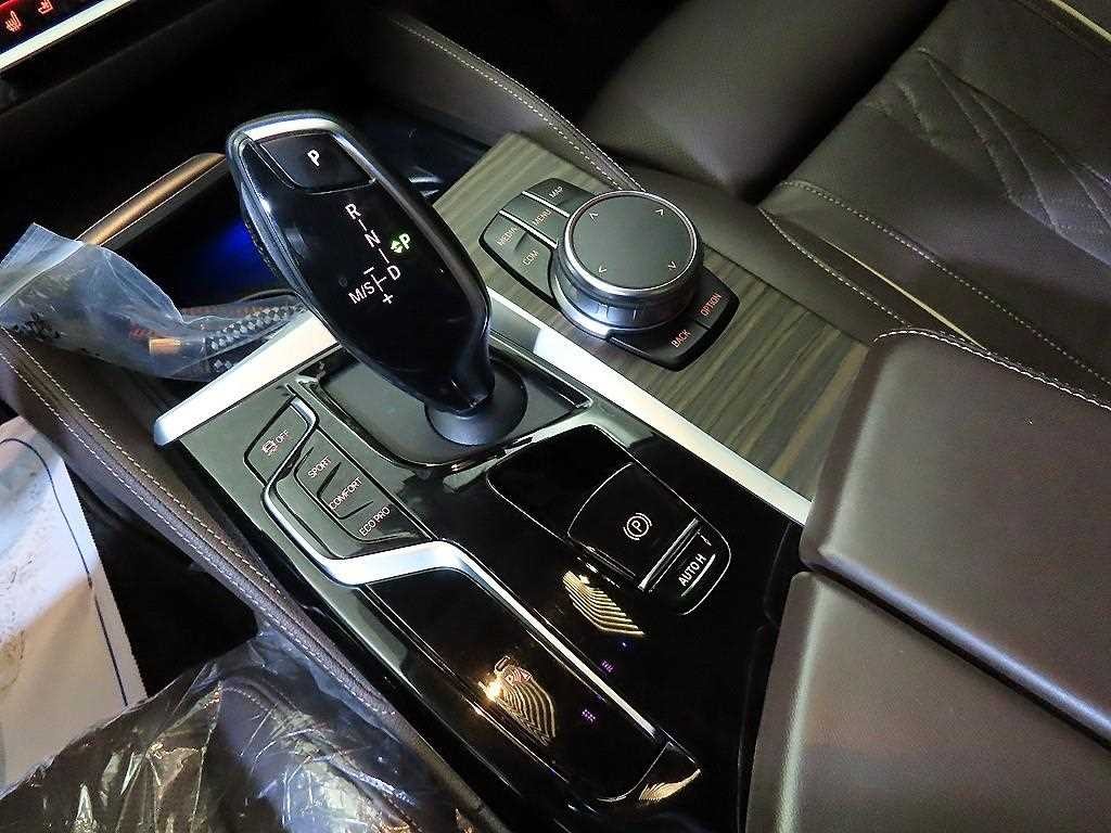 BMW 5시리즈 5시리즈 (G30) 530i xDrive 럭셔리 이미지 12
