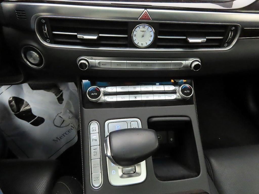 제네시스 G90 3.8 GDI AWD 럭셔리 이미지 9
