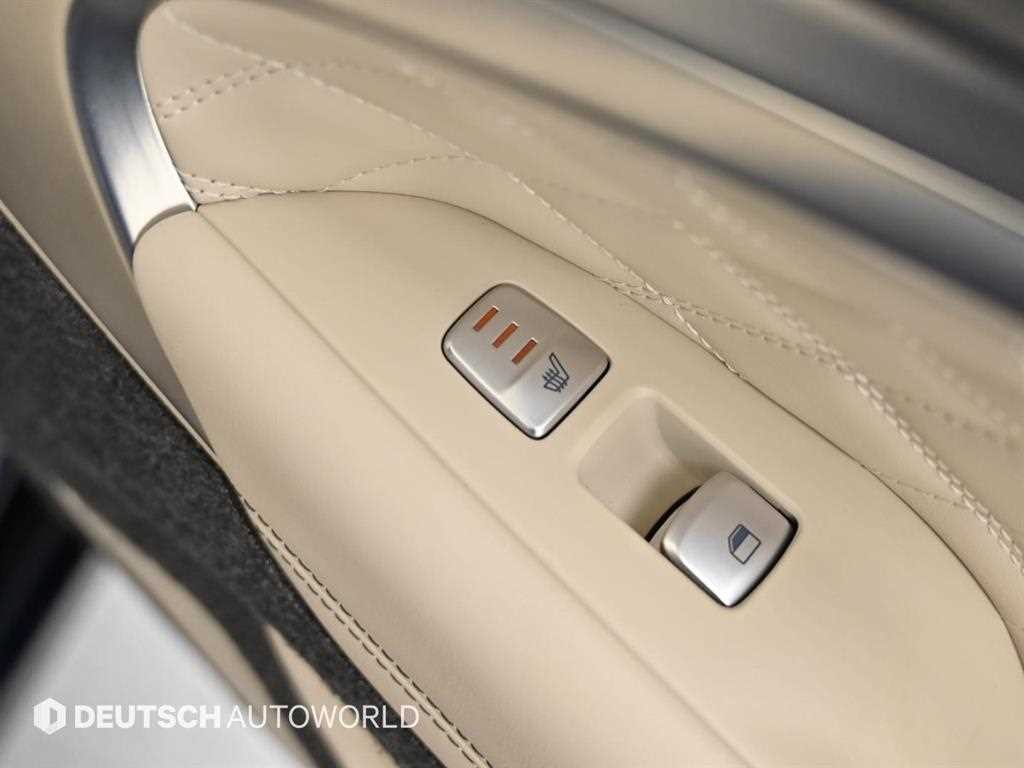 제네시스 G70 3.3T 스포츠 AWD 슈프림 이미지 17