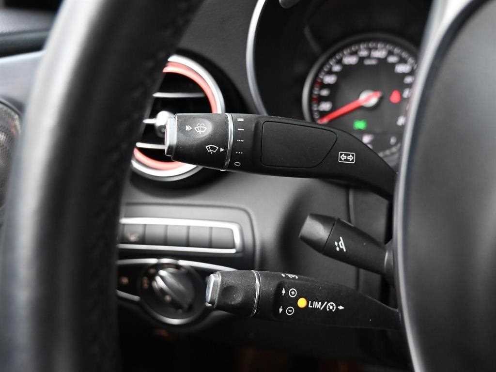 벤츠 C 클래스 C클래스 W205 C200 카브리올레 이미지 12