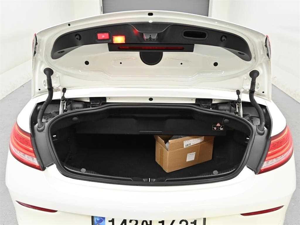 벤츠 C 클래스 C클래스 W205 C200 카브리올레 이미지 15