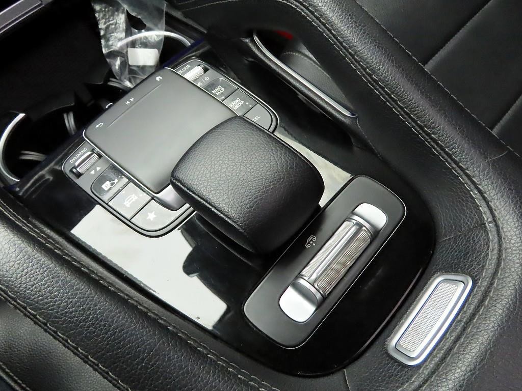 벤츠 GLE 클래스 GLE 클래스 W167 GLE 300d 4MATIC 이미지 10