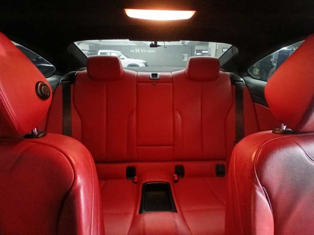 BMW 4시리즈 4시리즈 (F32) 420d xDRIVE 쿠페 M 스포츠 이미지 8