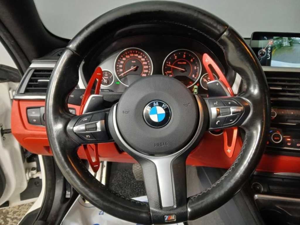 BMW 4시리즈 4시리즈 (F32) 420d xDRIVE 쿠페 M 스포츠 이미지 9